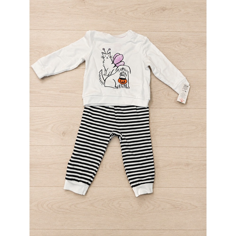 Cat & Jack Baby Halloween Outfit Set 18M White Graphic Sweatshirt Striped Pants